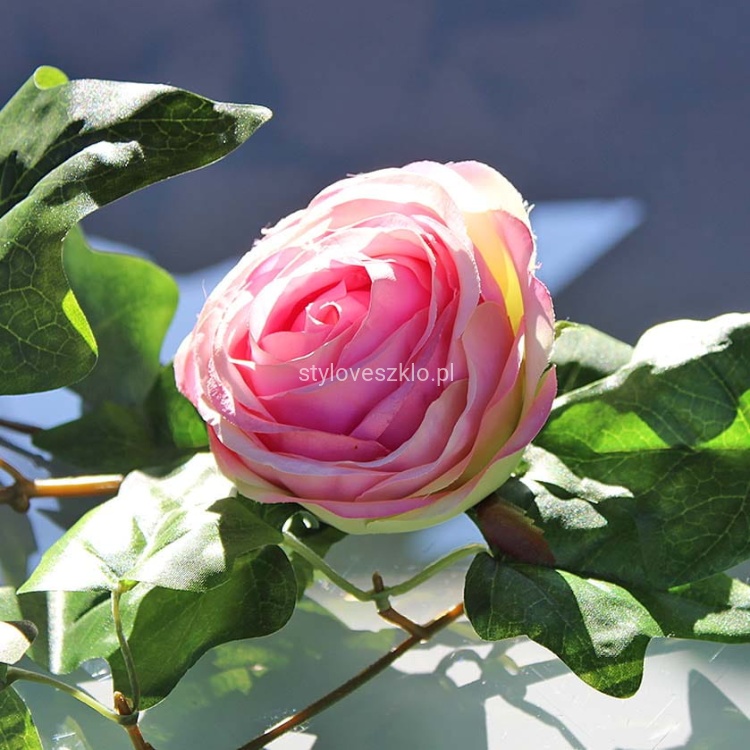 GIRLANDA DEKORACYJNA BLUSZCZ I RÓŻOWA RÓŻA 1,7m.4.jpg