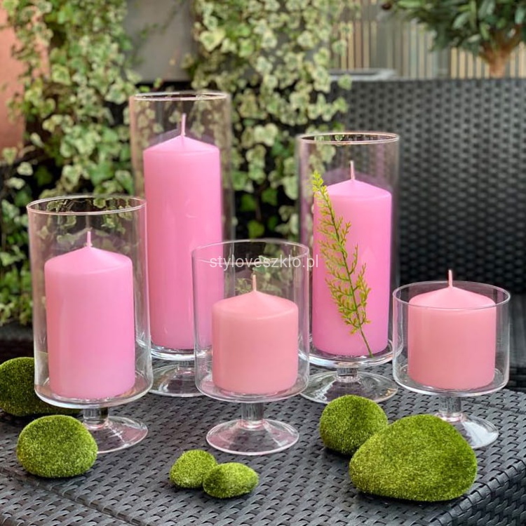 swiecznik szklany uniwersalny na nodze.jpg