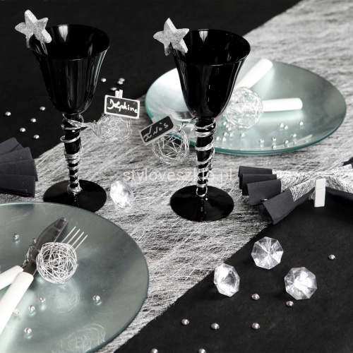 bieznik flizelinowy srebrny 1.jpg