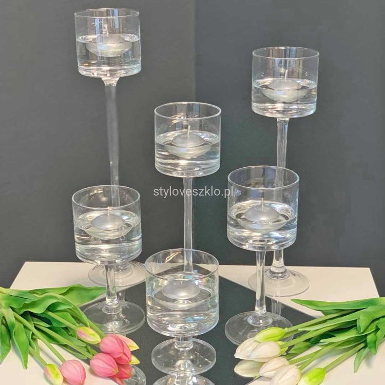 kieliszek na nozce.jpg