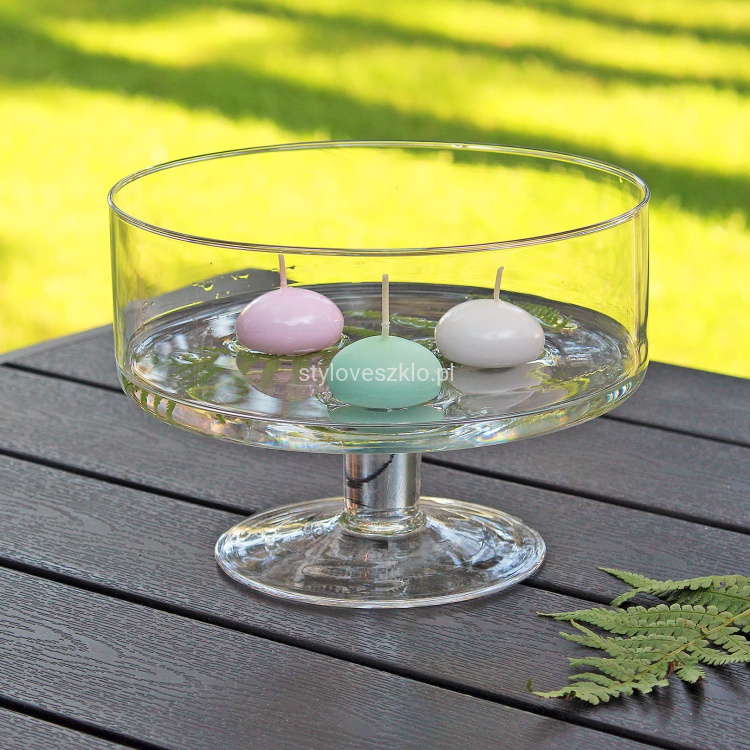 salaterka szklana na nodze 20 cm.jpg
