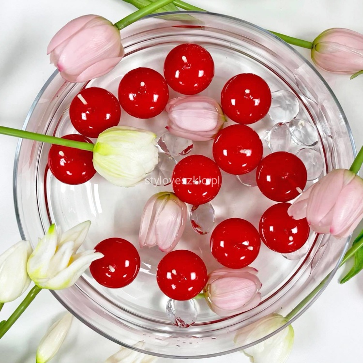 swiece plywajace kulki czerwone 12szt..jpg