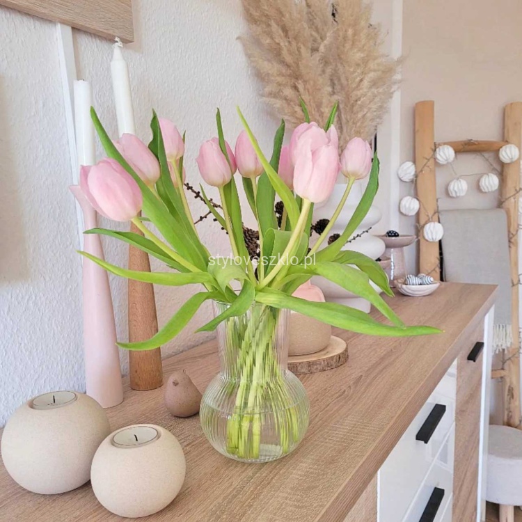 wazon szklany laura 17 cm.jpg