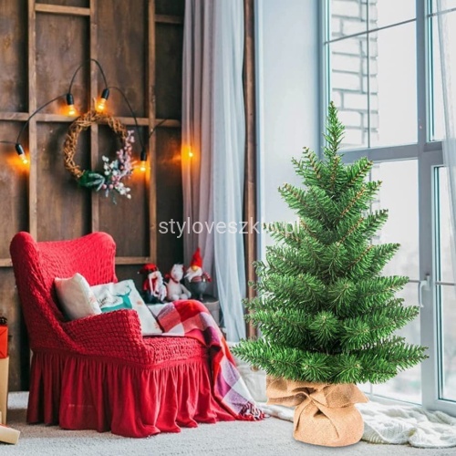 choinka jodla zielona w jucie.jpg