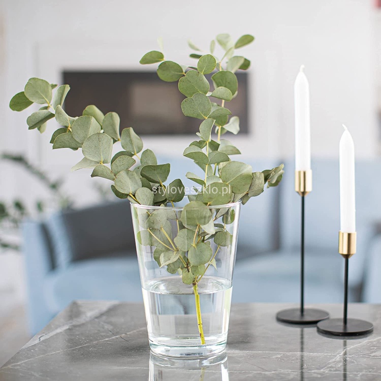 wazon szklany konish.jpg