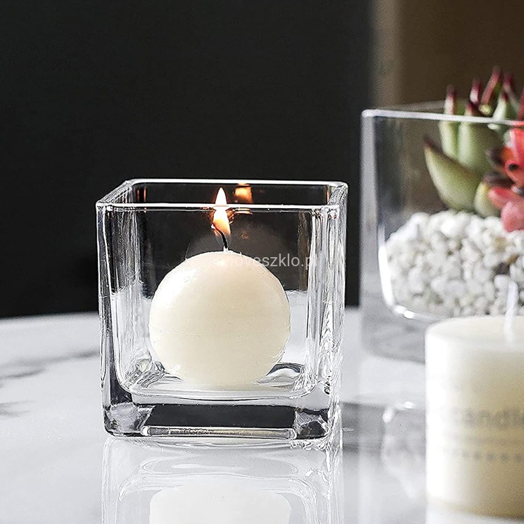 swiecznik szklany kostka 12x12.jpg