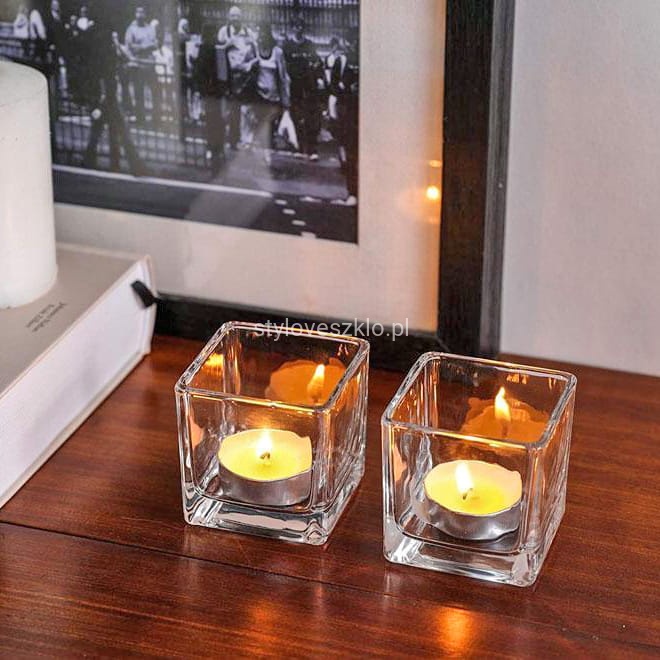 swiecznik szklany kostka 4x6.jpg