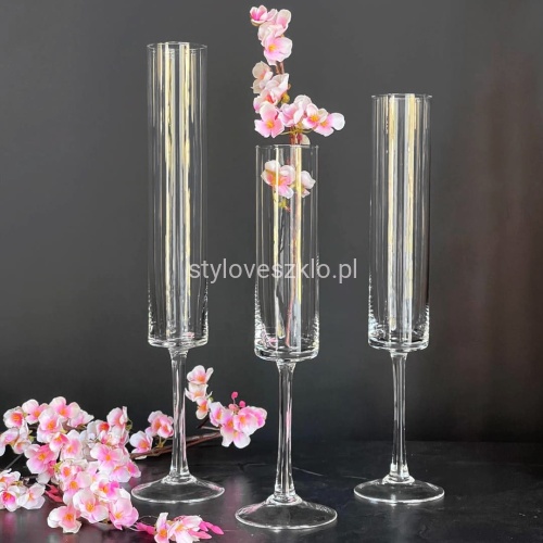 swiecznik szklany bankietowy wysoki 2.jpg