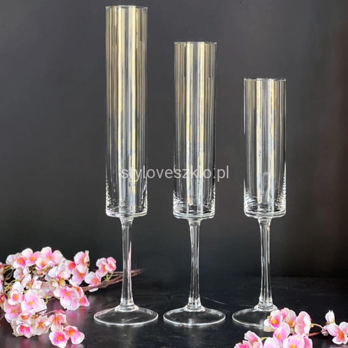swiecznik szklany bankietowy wysoki.jpg