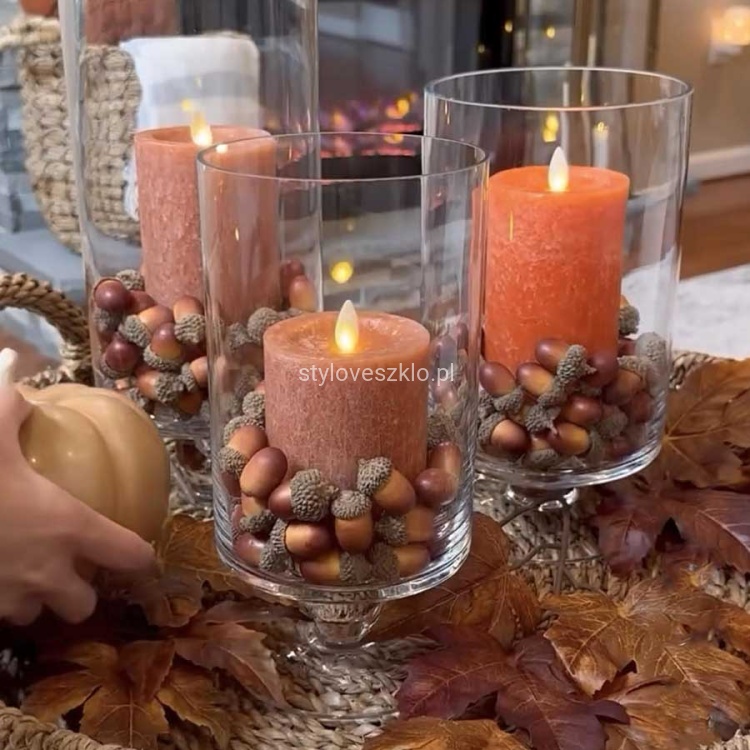 swiecznik szklany uniwersalny na nodze new.jpg