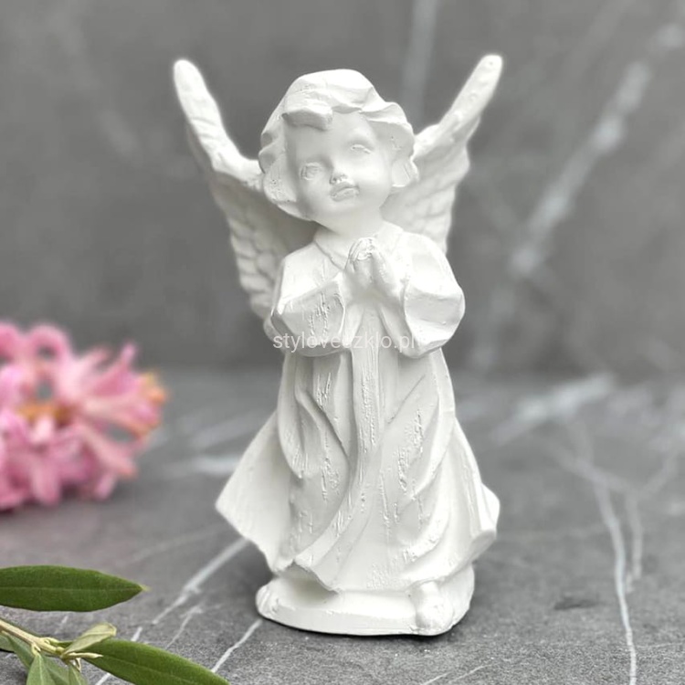 Aniołek Modlący się Figurka Komunijna Biały 15cm 1.jpg