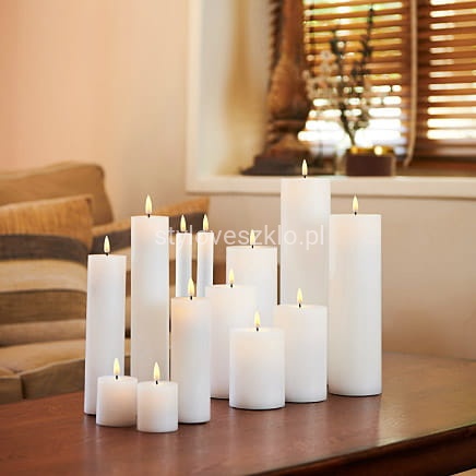 swieca biala zwyczajna dladomu.jpg