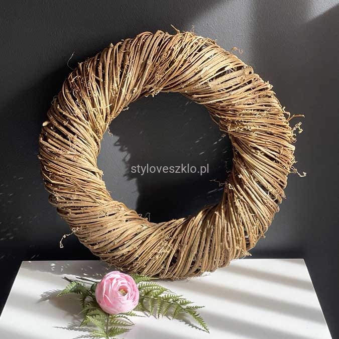 wianek z pedów winorośli fi45cm.jpg