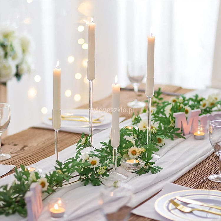 swiecznik szklany stożkowy.jpg