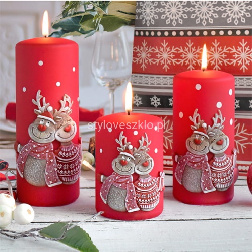 swieca walec renifery w sweterkach.jpg