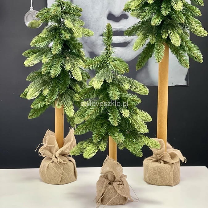 Choinka na Naturalnym Pniu Oslo PE Green 21.jpg