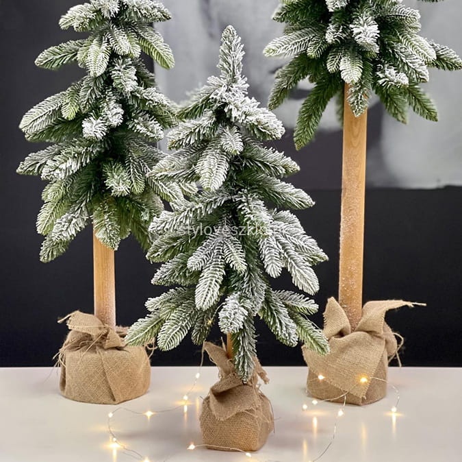 Choinka na Naturalnym Pniu Oslo PE Frost 44.jpg