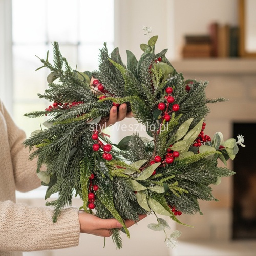 wianek świąteczny owoce liście świerk.1.jpg