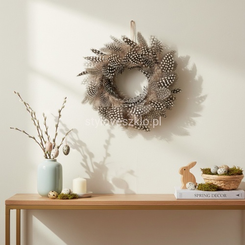 wianek z pior przepiorczych fi 20 cm.jpg