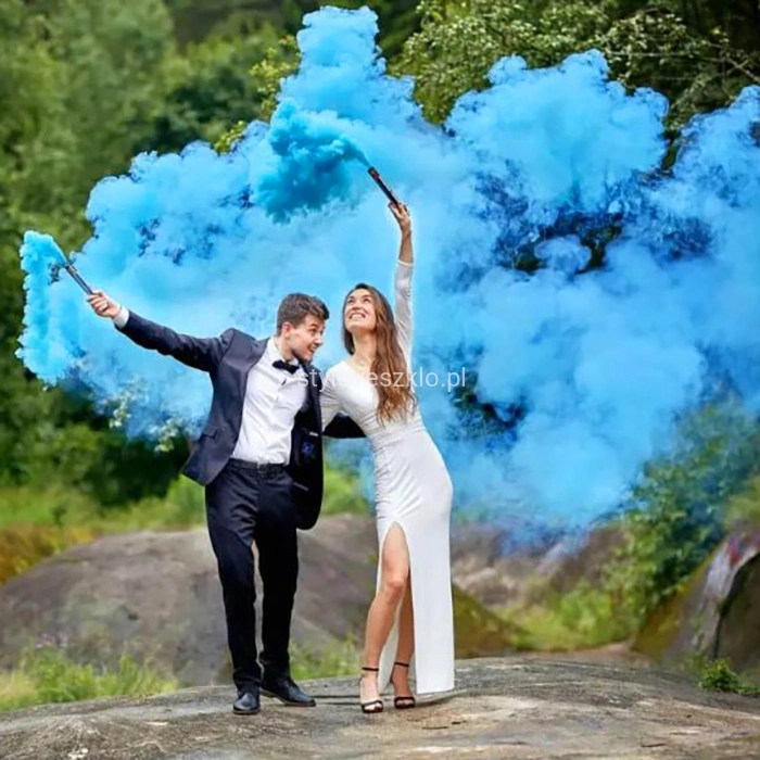 RACE DYMNE SMOKE GENERATOR NIEBIESKI 5 SZT.jpg