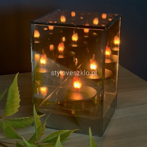 lampion lustrzany 3 d ruchomy plomien.jpg