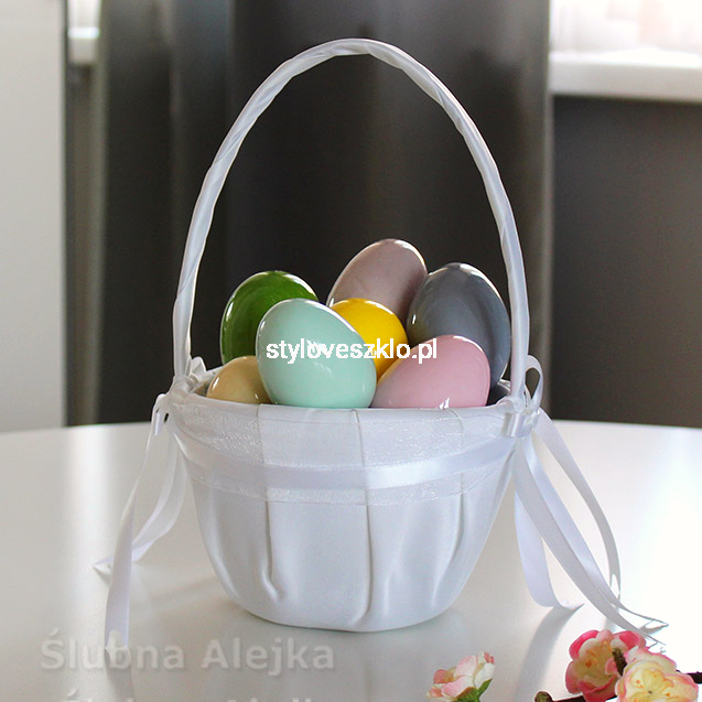 koszyczek satynowy wielkanocny.jpg